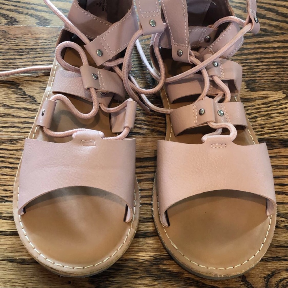 Old nave kids sandals